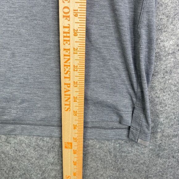 Lululemon Shirt Mens Gray Short Sleeve V-Neck Performance Stretch Casual - Picture 3 of 6